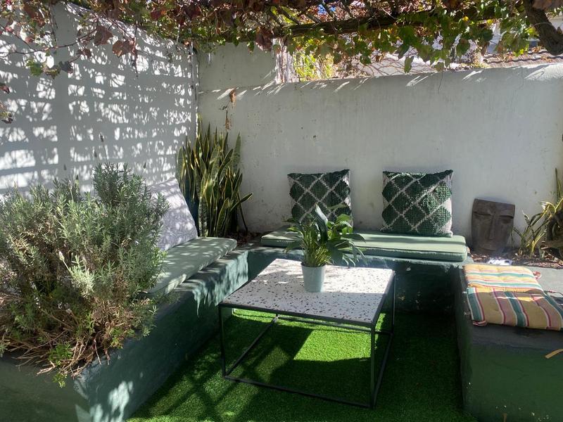 2 Bedroom Property for Sale in Observatory Western Cape